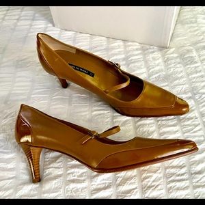 Bruno Magli brown shoes 3 inches 1/4 heels